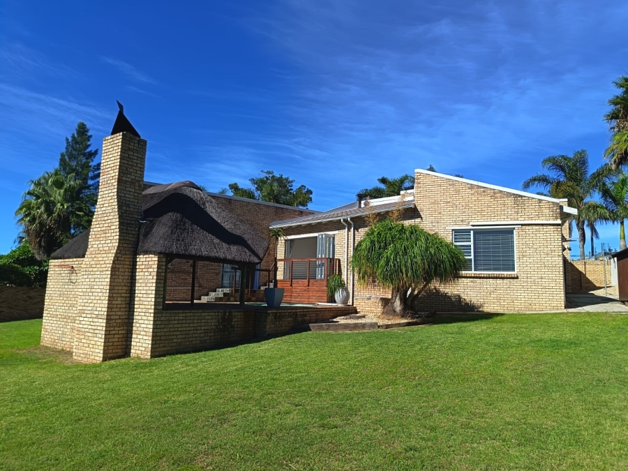 To Let 3 Bedroom Property for Rent in Vanes Estate Eastern Cape